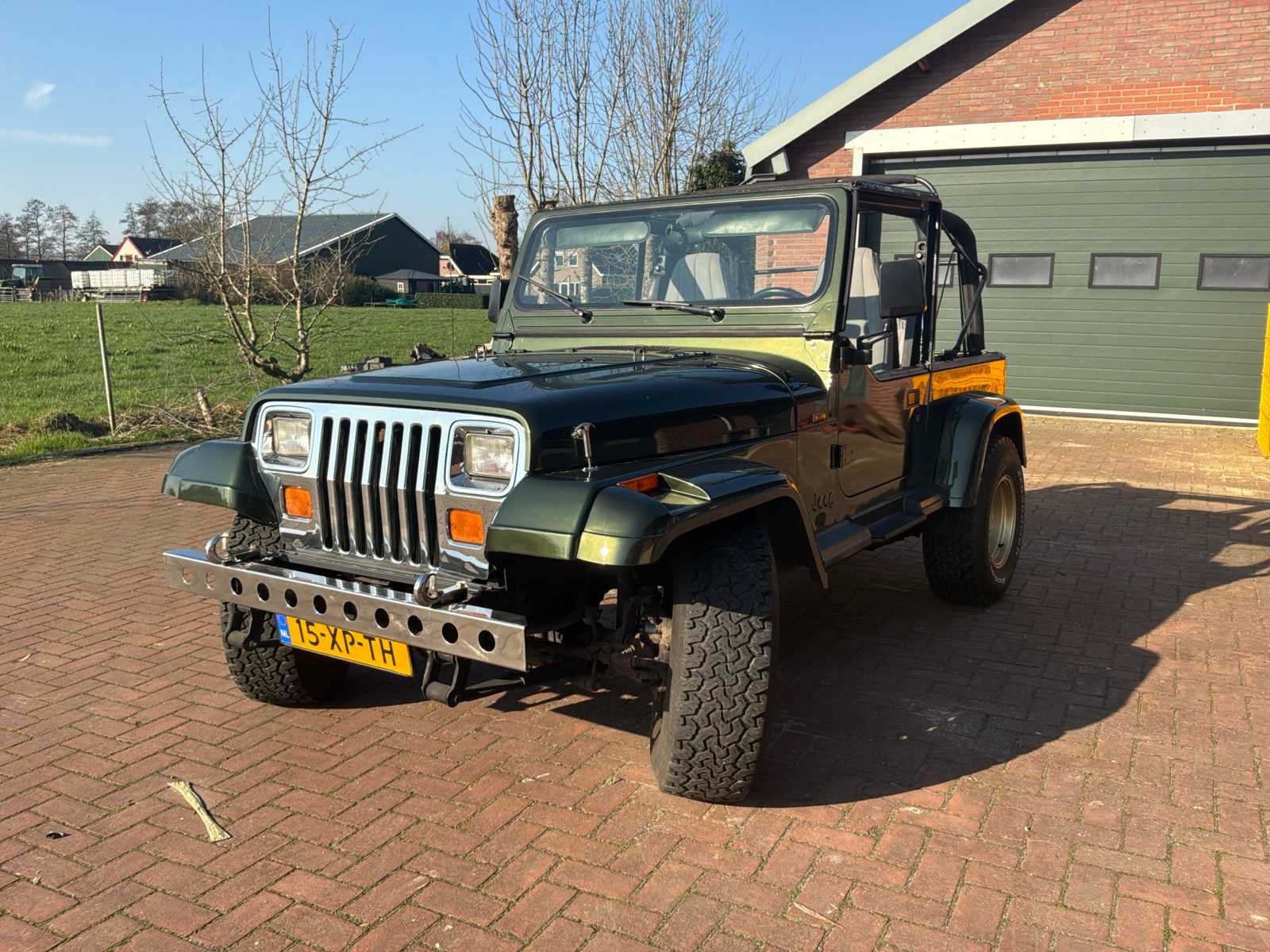 1996 Jeep Wrangler 2.5i Soft Top Passenger Car