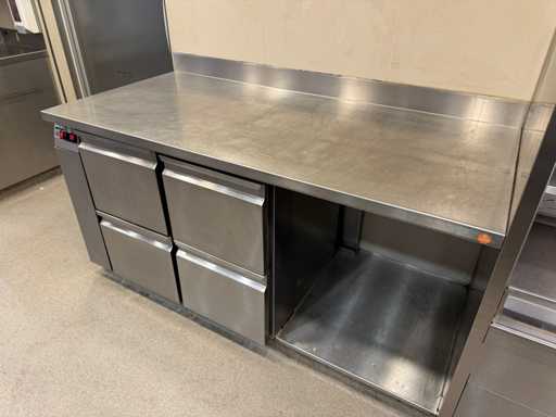 Smeva - Refrigerated workbench