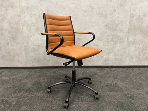 Sitland Classic Manager – Designbürostuhl