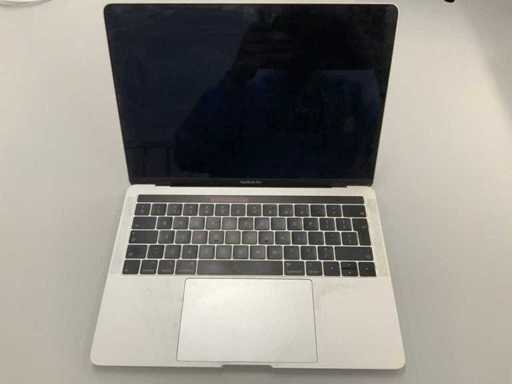 Apple A2159 MacBook Pro MUHQ2N/A 13-calowy