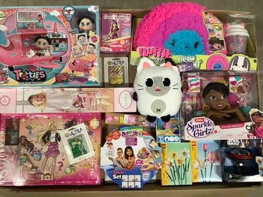 Speelgoed nieuw met o.a Lego en Pokemon