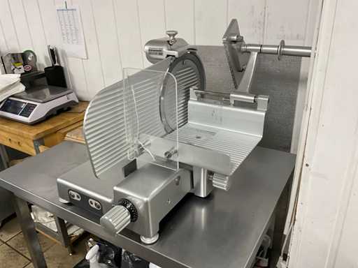 Découpeuse de viande Bauer P300 HD 2012