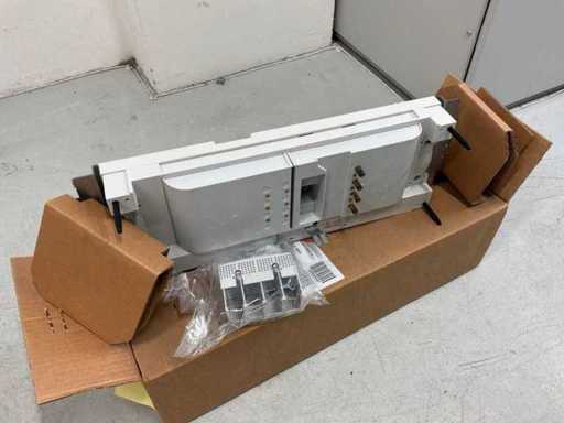 LEGRAND 4 046 11 Basis VX³IS223 nieuwe staat - nooit gebruikt