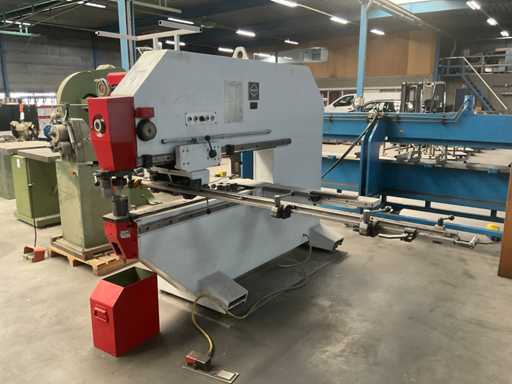 Koordinaten der Nibbelmaschine Trumpf CN 701