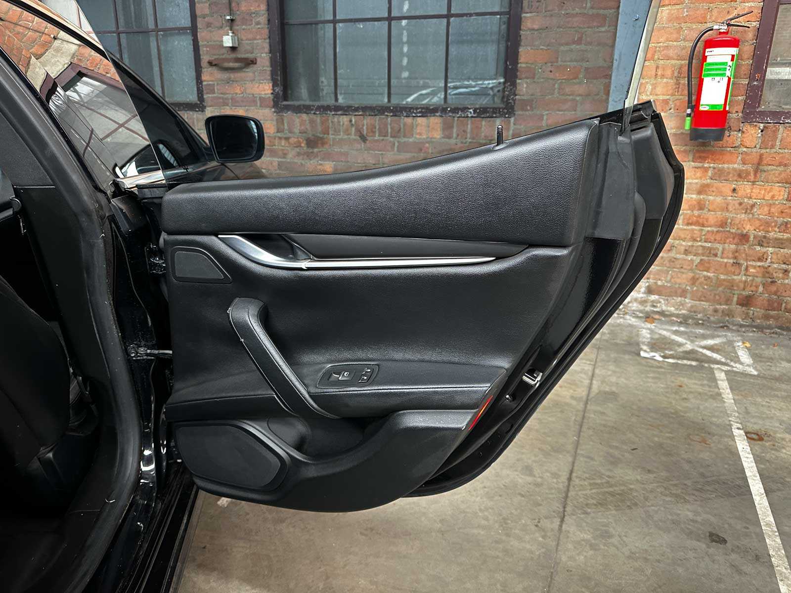 Maserati Ghibli 3.0 V6 350pk 2014