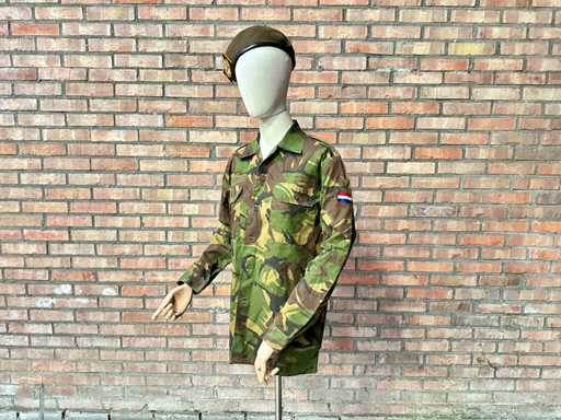 Lot de jachete de camuflaj KL