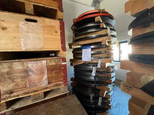 Stahlspulen – 3x45mm / 4x60mm – 100Cr6+A – 16 Stück