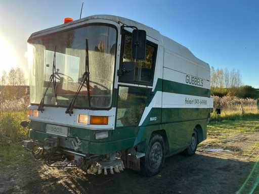 RAVO 5002 ST Straßenkehrer