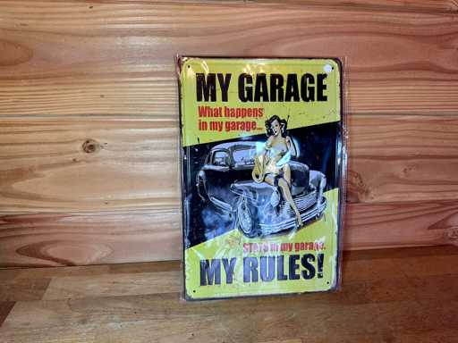 My garage - Mancave decoratie