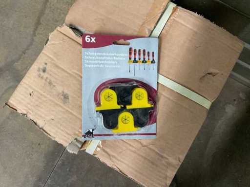 Suporturi pentru șurubelnițe de perete