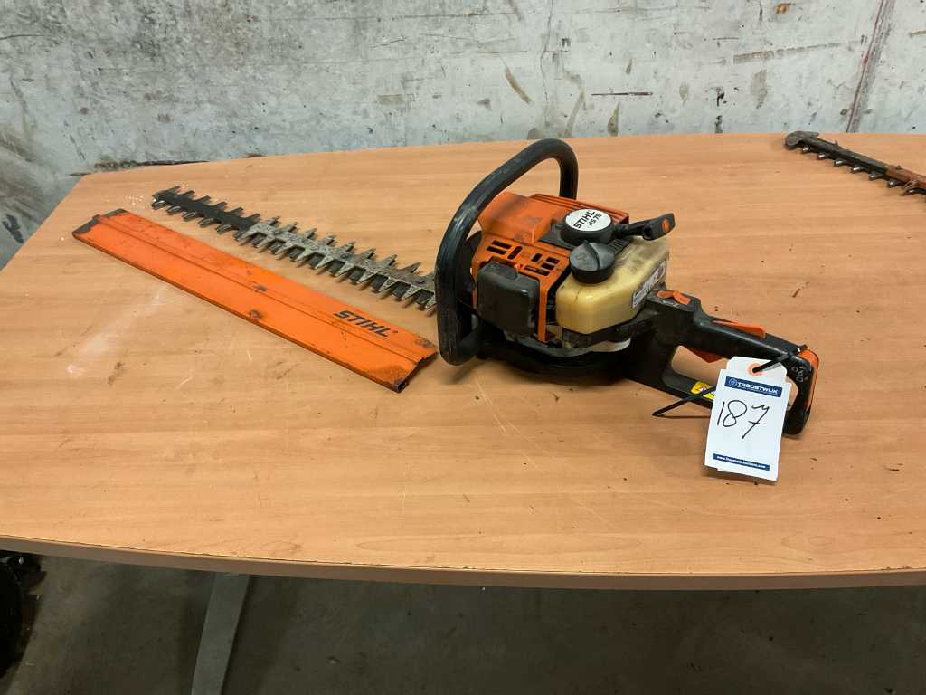 Stihl hs75 hedge deals trimmer