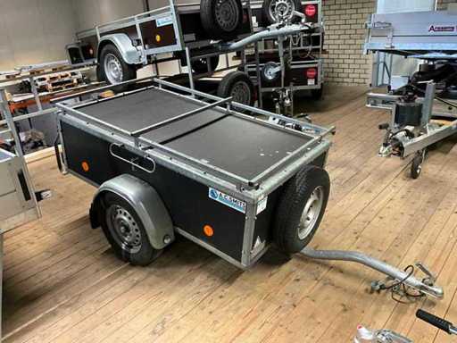 Pine Cone Gepäckwagen