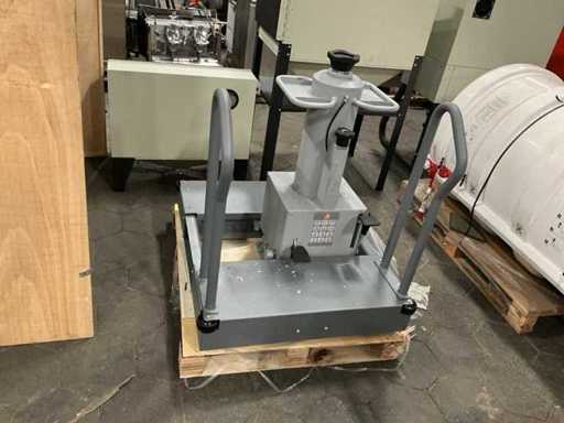 Floor pit Jack