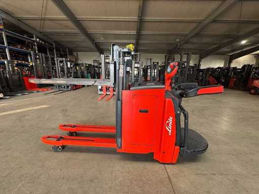 2021 Service + UVV 03/2027 Linde D10AP 1.000kg Duplex Free Lift Initial lift Pallet Truck Ant Stacker Ant 1.075 uur
