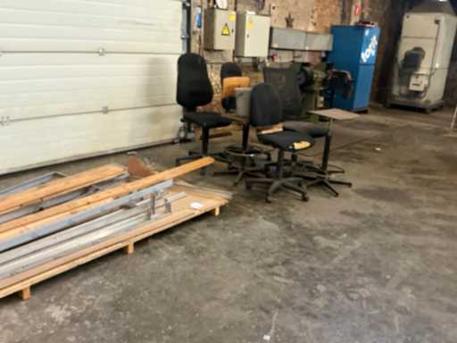 Diverse stoelen (6x)