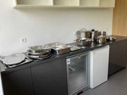 Various kitchen utensils