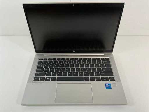 HP EliteBook 830 G8 13.3", Core(TM) i7 11ª generazione, 16 GB di RAM, 512 GB NVMe Laptop