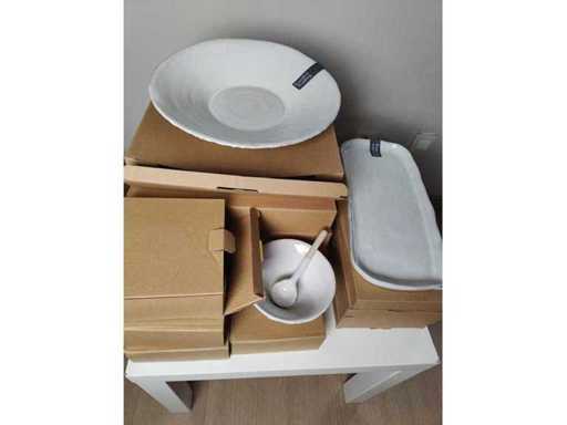 Commerce de jardin - Vaisselle - Plats rectangulaires (4 fois) - Plats ronds (4 fois) - Bols pour le petit-déjeuner (4 fois)