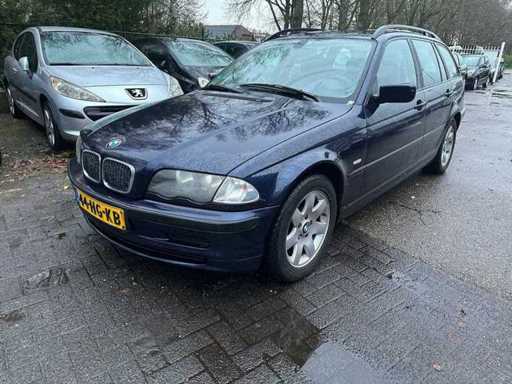 BMW - 2001 - 3-serie Touring - 318i Executive - 44-HG-KB