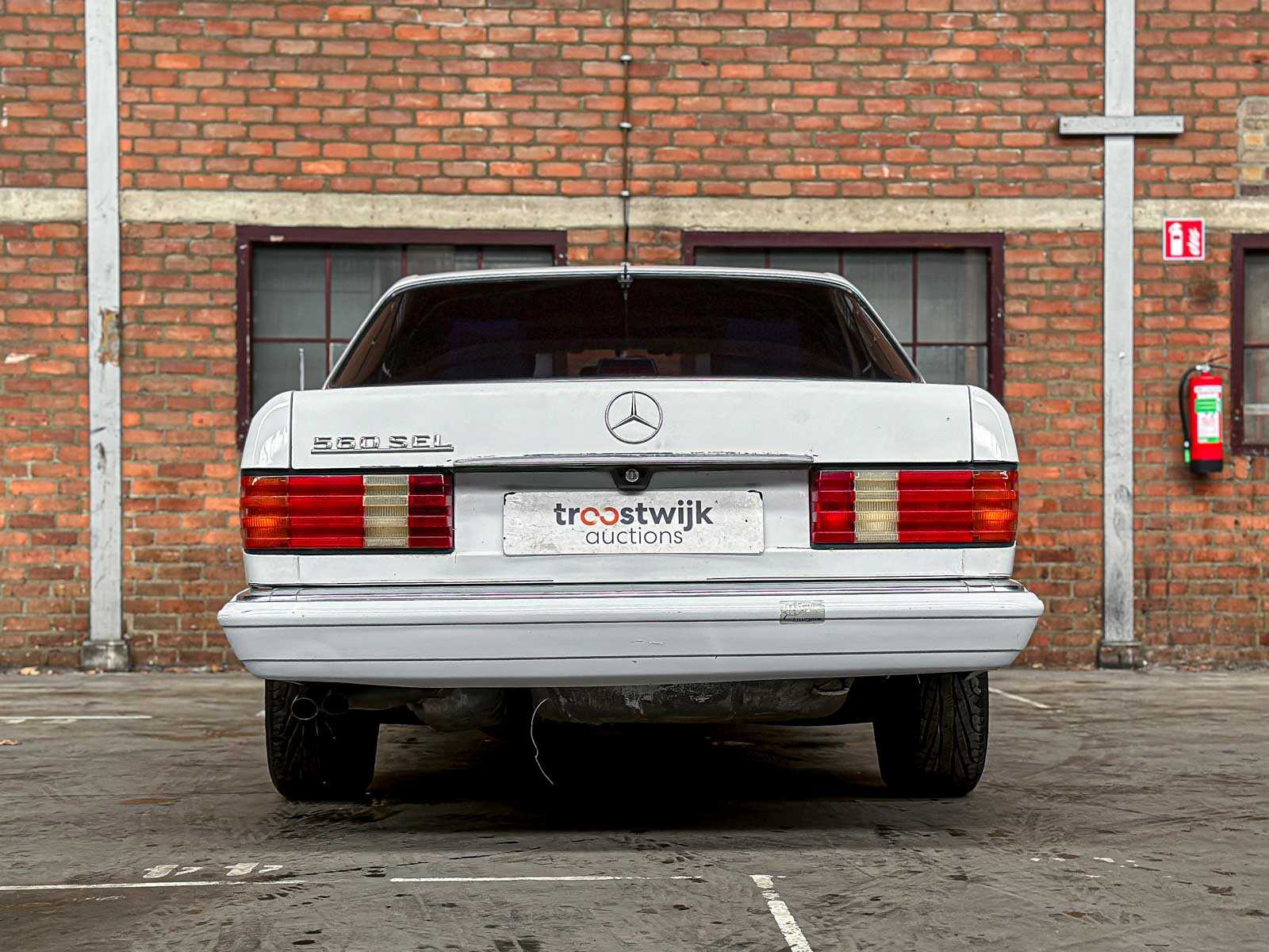 Mercedes-Benz 560 SEL Sedan 4-Deurs 5.6 V8 SOHC 16v 1990 