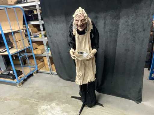 Halloween animatronic pop