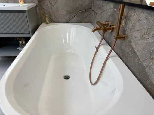 Unité de lavabo Riho showroom