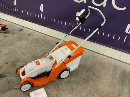 Stihl RME 339 Lawn Mower