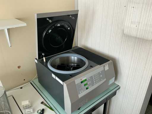 Jouan BR 4 I Centrifugeuse