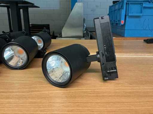 Global - Spot-LED feroviar (18x)