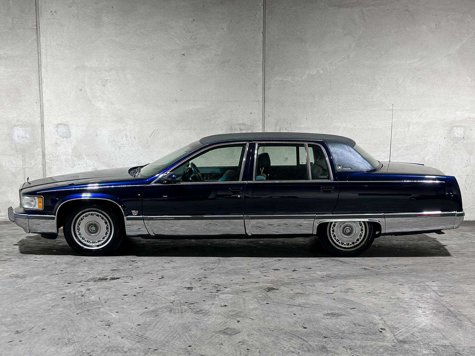 Cadillac Fleetwood Brougham 256pk 1995, G-578-KG