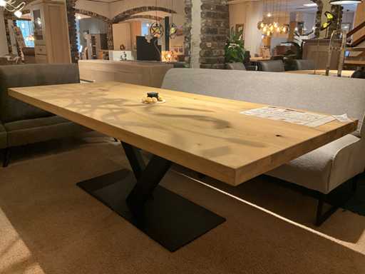 Stó? do jadalni z d?bu Zaru