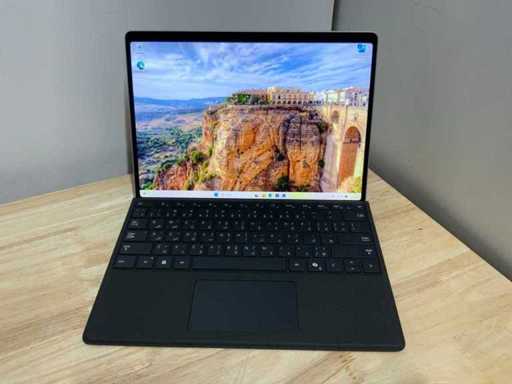 Microsoft Surface Pro 10 2079 Tabletă