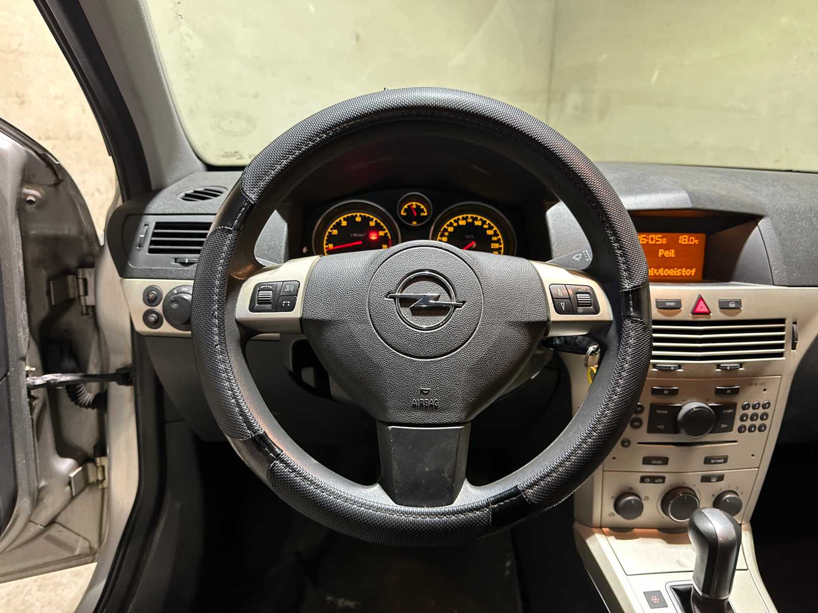 Opel Astra GTC 1.8 Temptation 140hp 2007, 88-XT-FZ Youngtimer