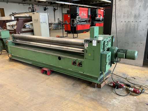 1983 Hässleholms Mekaniska PA 165 3-Roll plate roller