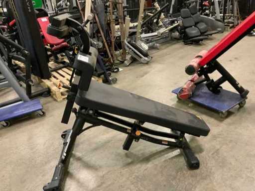 Matrix abdominal bench Multi-gym