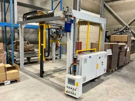 Forklift, pallet trucks, palletizer, conveyor belts, compressors and filling machine