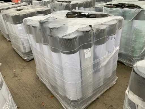 Fetru pentru acoperișuri din palete