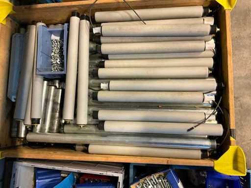 Divers galets de chenille à rouleaux
