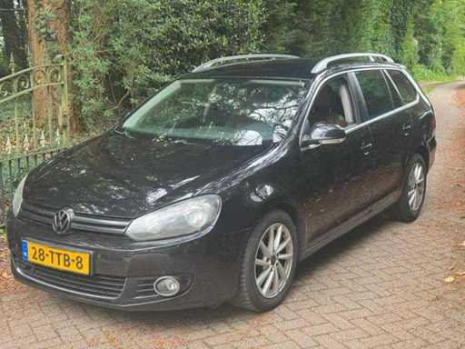 Volkswagen Golf Varianta 1.4 TSI Highline; 28-TTB-8
