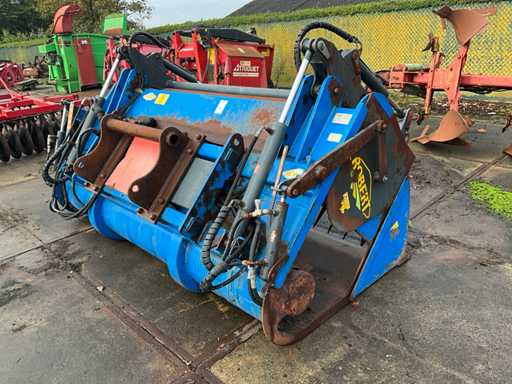 2007 Robert BV2202 Voerdoseerwagen