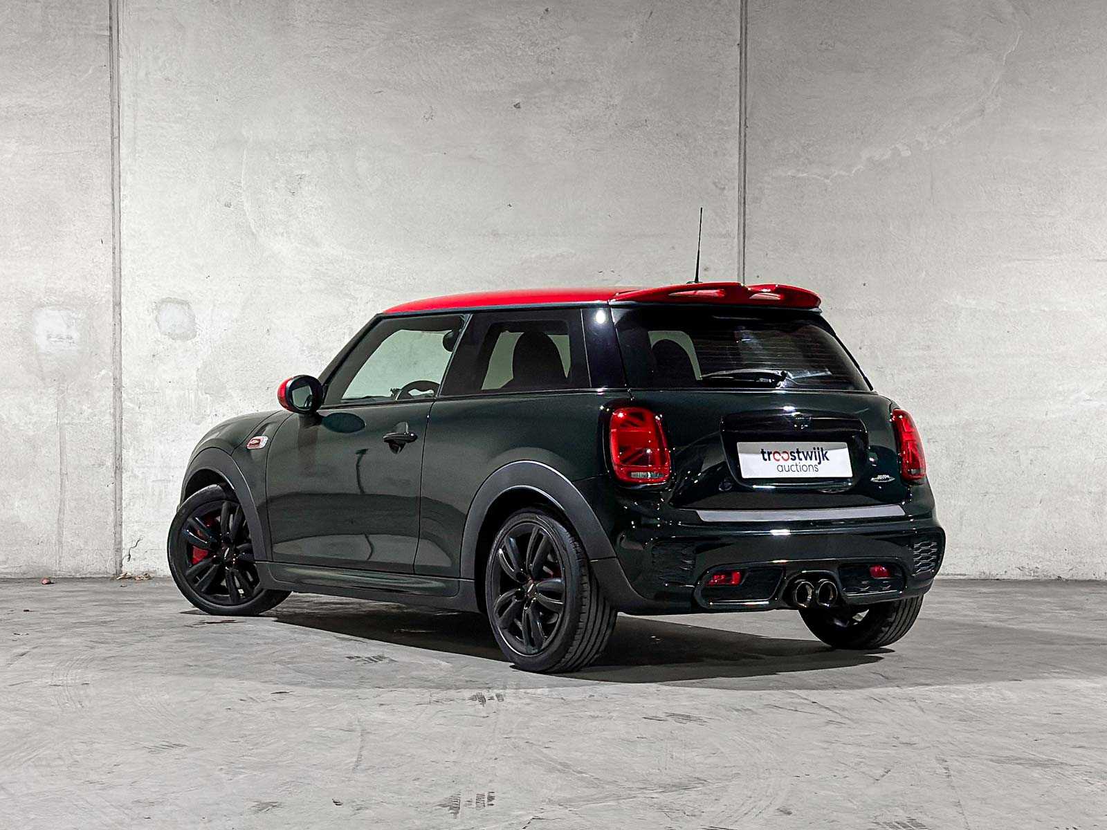 Mini John Cooper Works 2.0 F56 231pk 2015, SH-393-N