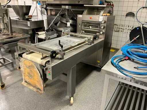 1995 Werner & Pfleiderer BM 51 B Macchina per trucchi e lunghe di impasto