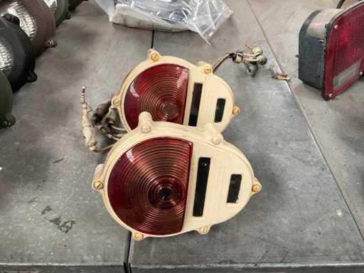 Military taillight (2x)