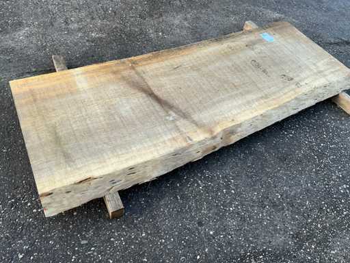 Blat de masă cu trunchi de copac