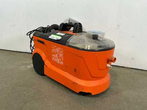 2015 Kärcher Puzzi 10/1 Carpet Cleaner