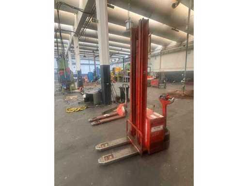 LINDE - L12 - Camion cu Distribuitori Electrici