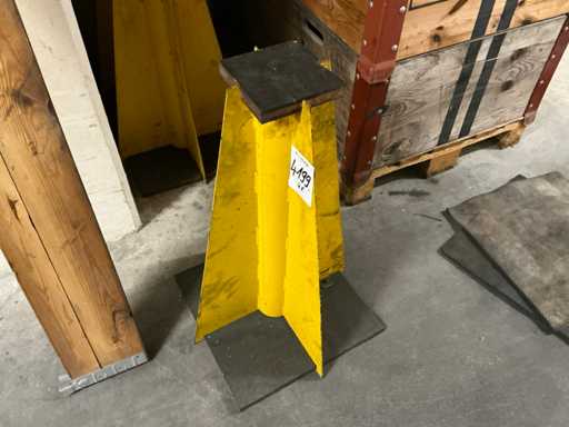 Bearing Supports (4x)