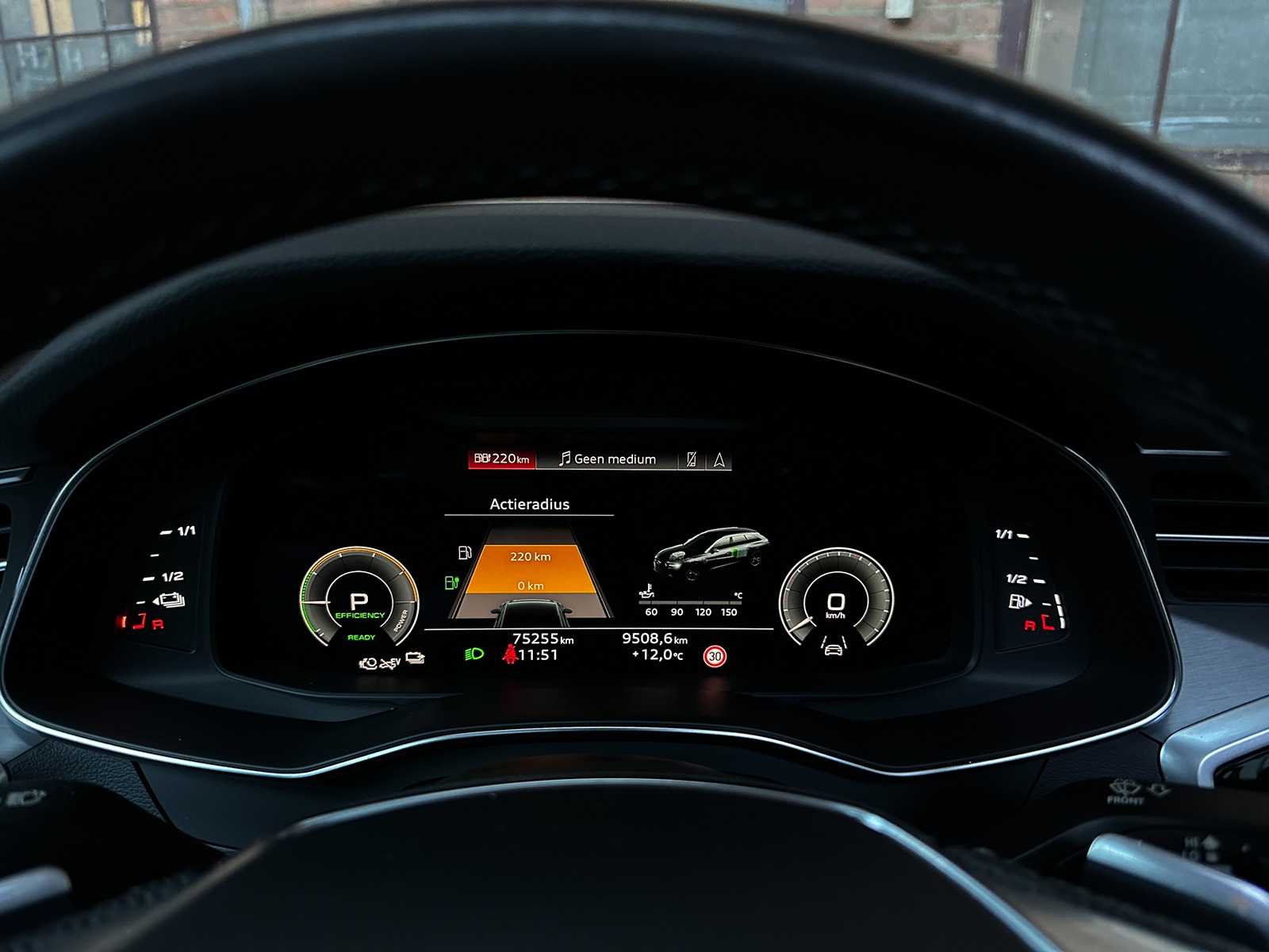 Audi A6 Avant 55 TFSI e Quattro Pro Line S Competition 367pk 2023 (Plug-In Hybrid), HLJ-85-T