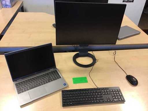 Dell Latitude 5520 i7 incluant moniteurs et accessoires 