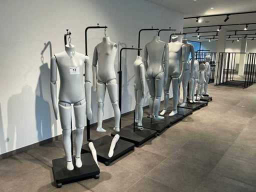 Patented Various mannequins (10x)